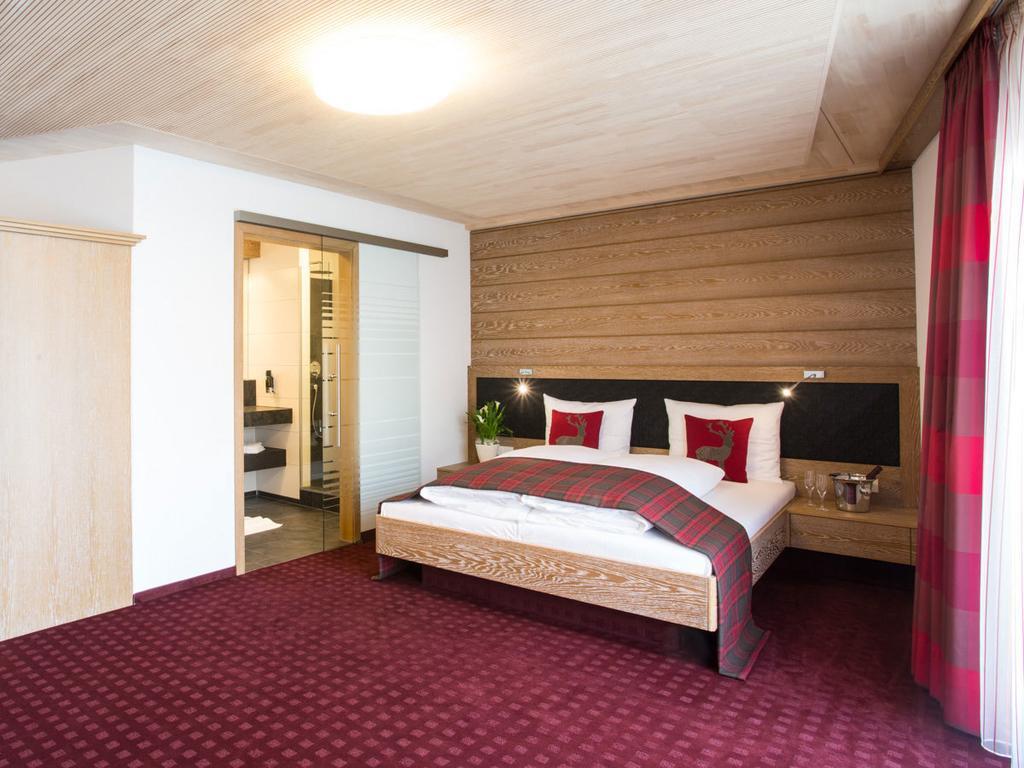 Hotel Kreuz Gaestehaus Und Lauchertbar Mit Terrasse Gammertingen Kültér fotó